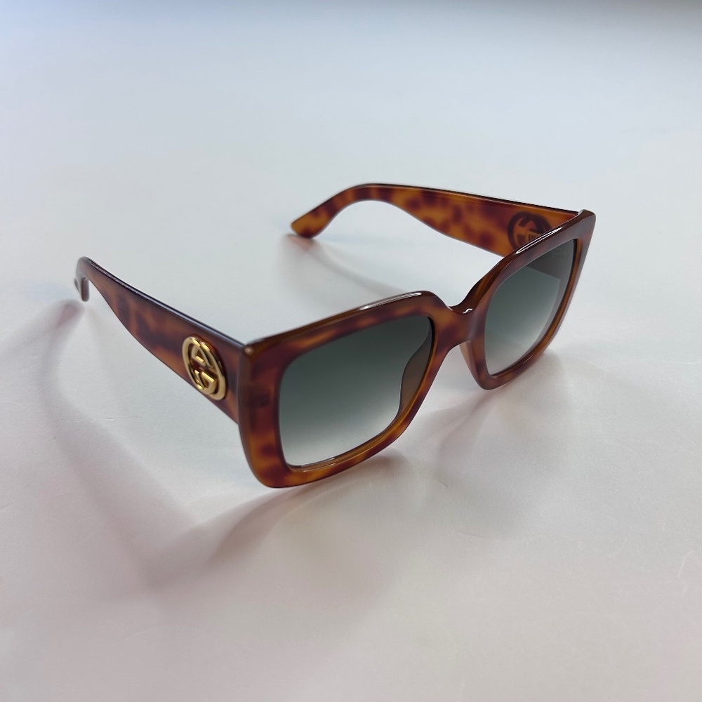 GUCCI Oversized Square Blonde Havana Green Classic Sunglasses GG0141S 3814